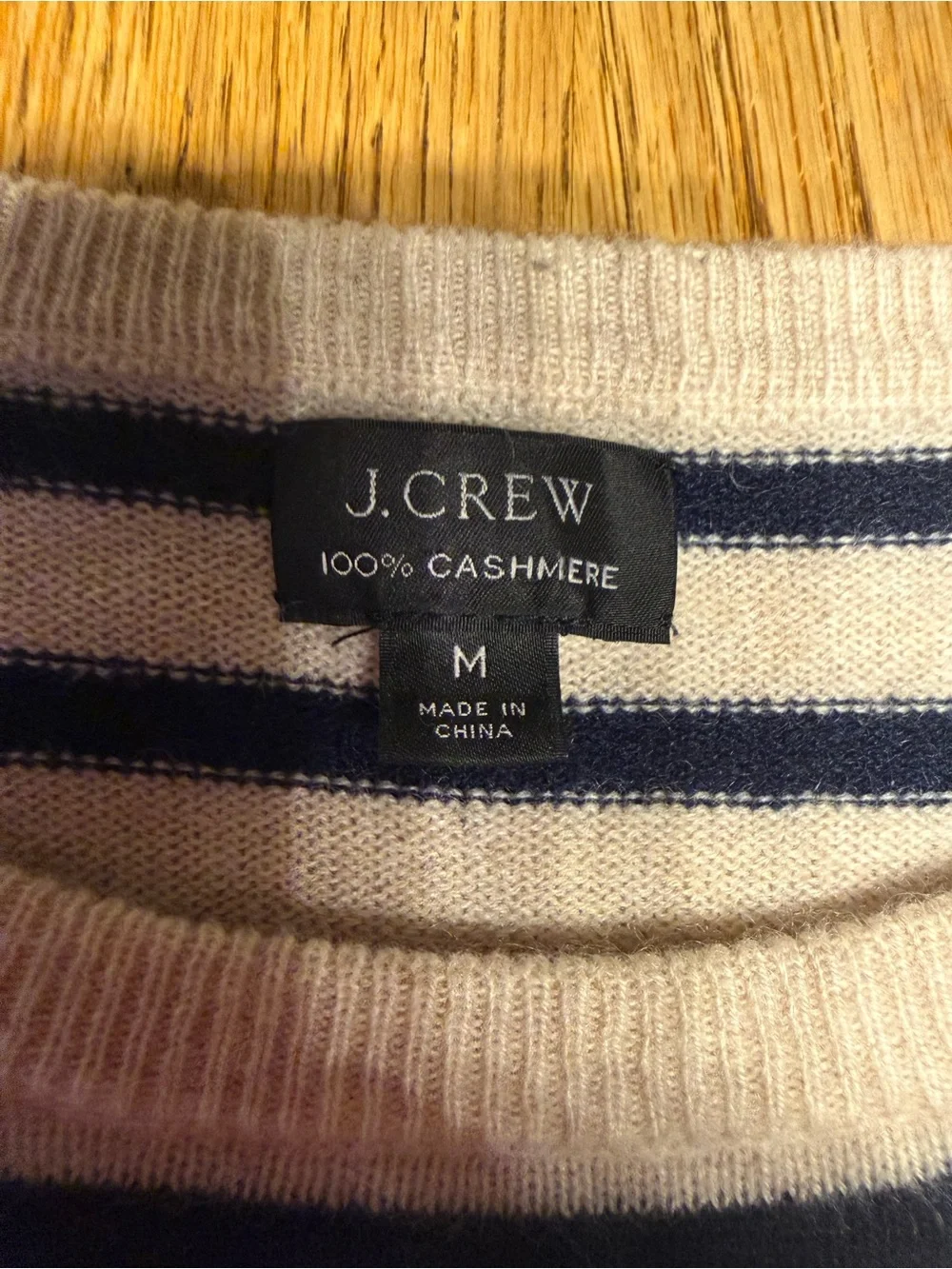 Crew 100% Cashmere Striped Crewneck Sweater Navy Cream Men’s Medium